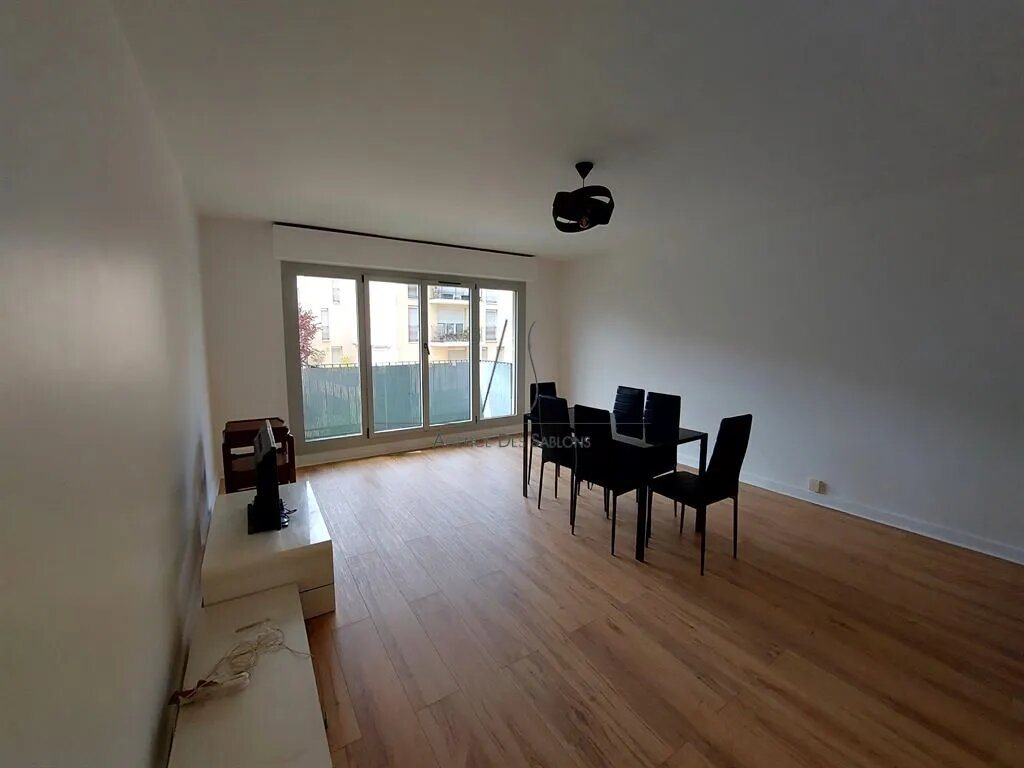 Appartement à louer, 73m², Chatou