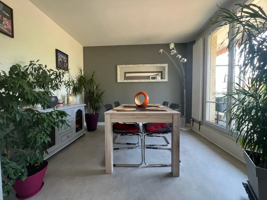 Appartement à louer, 70m², Neauphle-le-Château