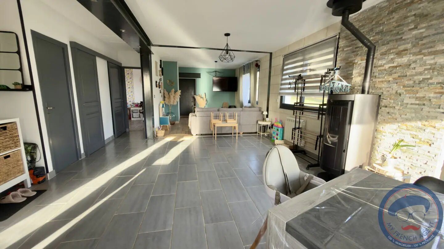 Maison à vendre, 123m², Saint-Benoît-la-Forêt