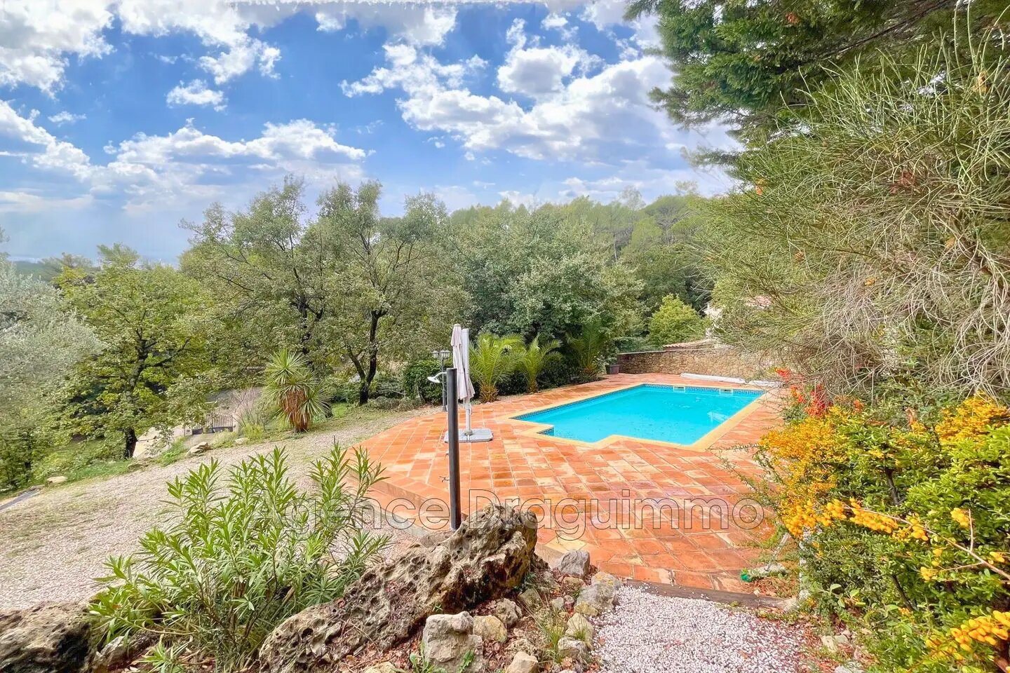 Maison à vendre, 157m², Figanières