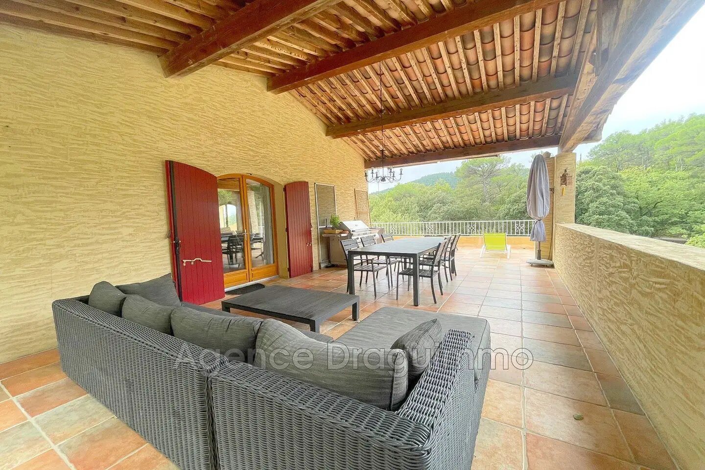 Maison à vendre, 157m², Figanières