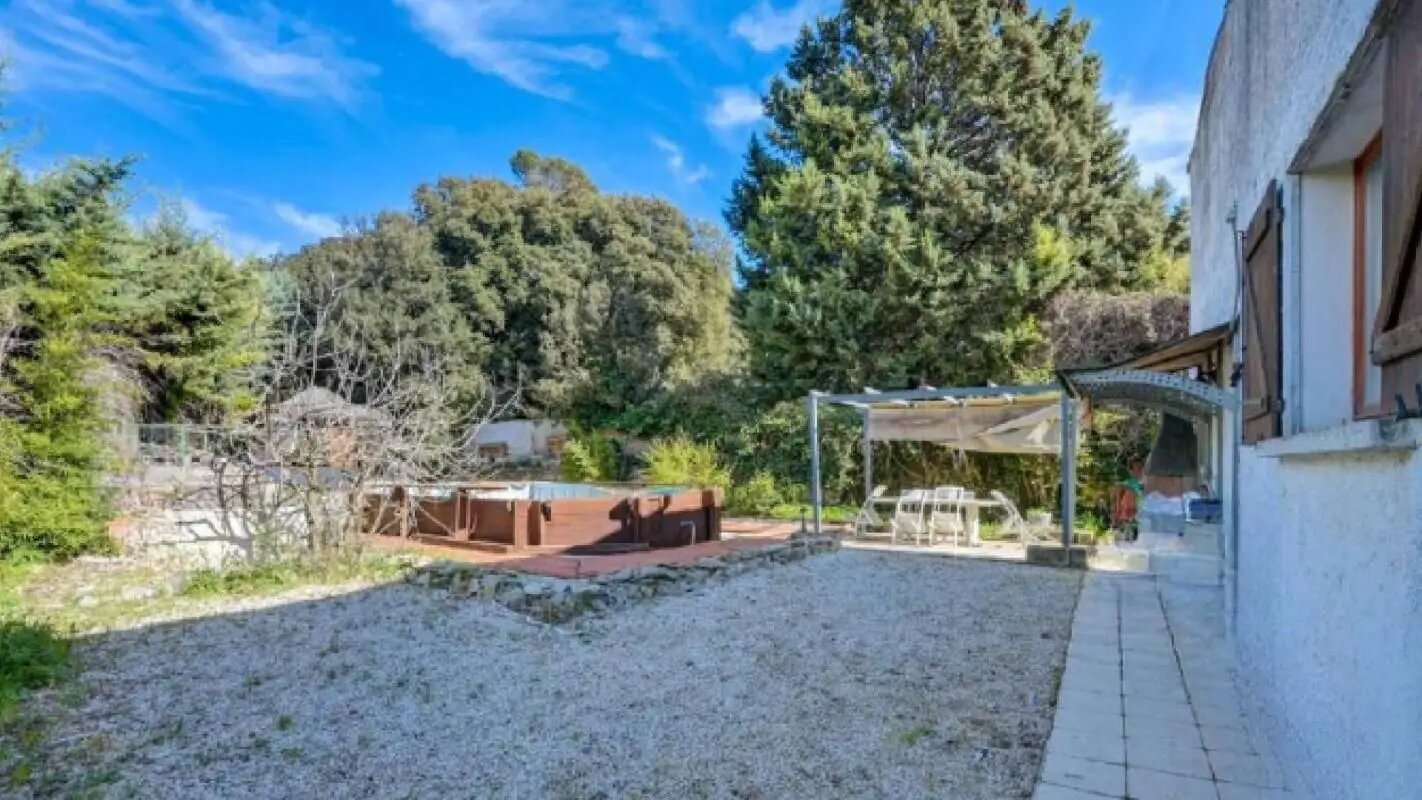 Maison à vendre, 111m², Belcodène