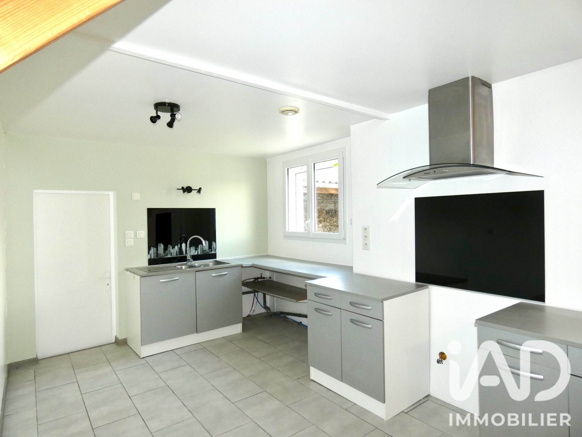Maison à vendre, 117m², Doussay