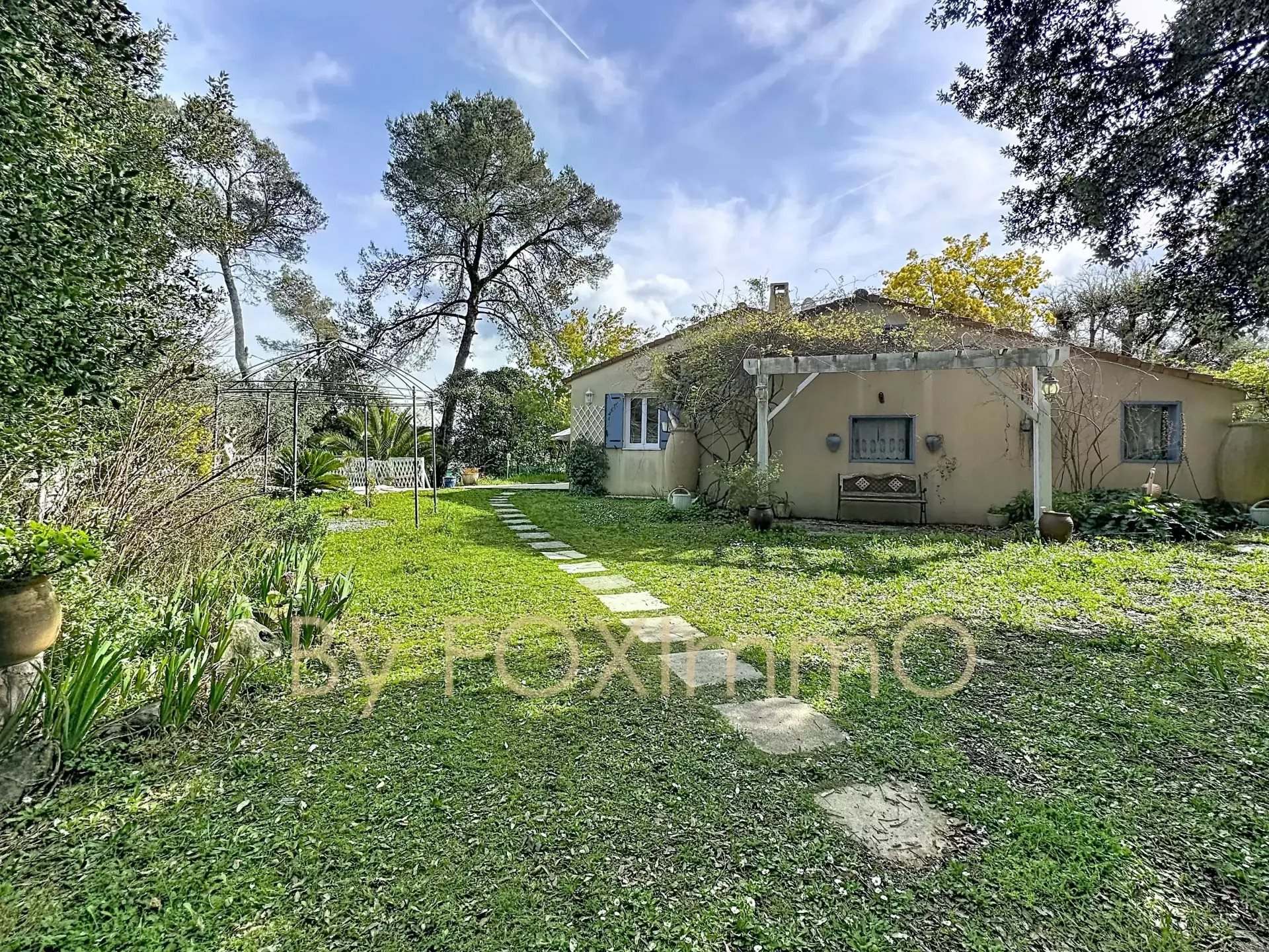 Maison à vendre, 136m², Le Rouret