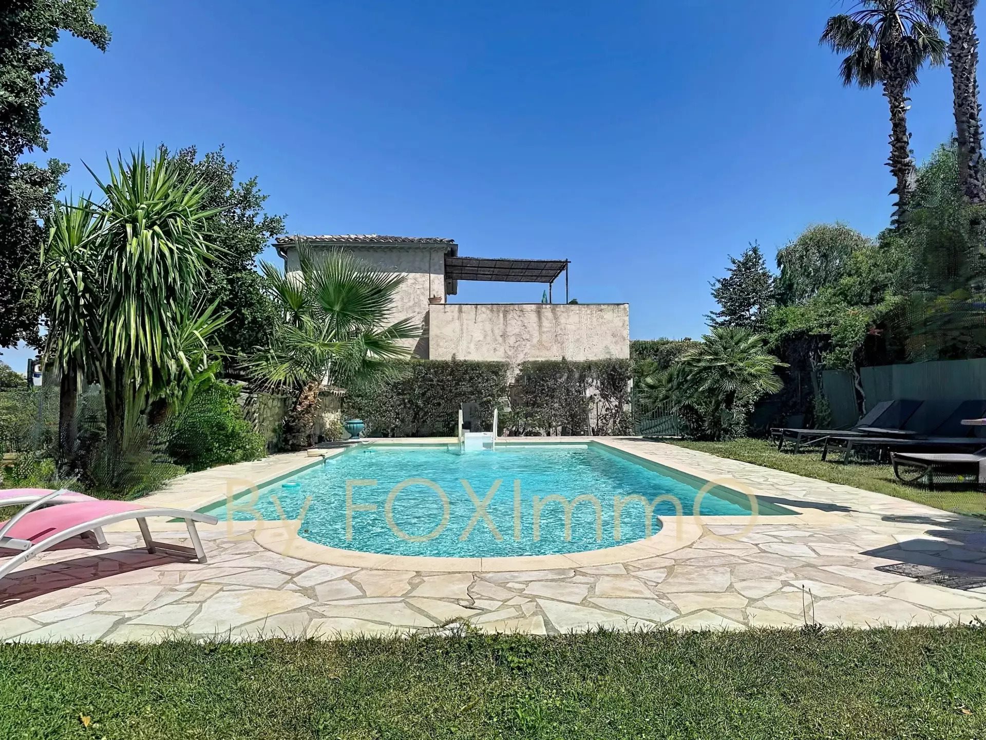 Maison à vendre, 153m², Le Rouret
