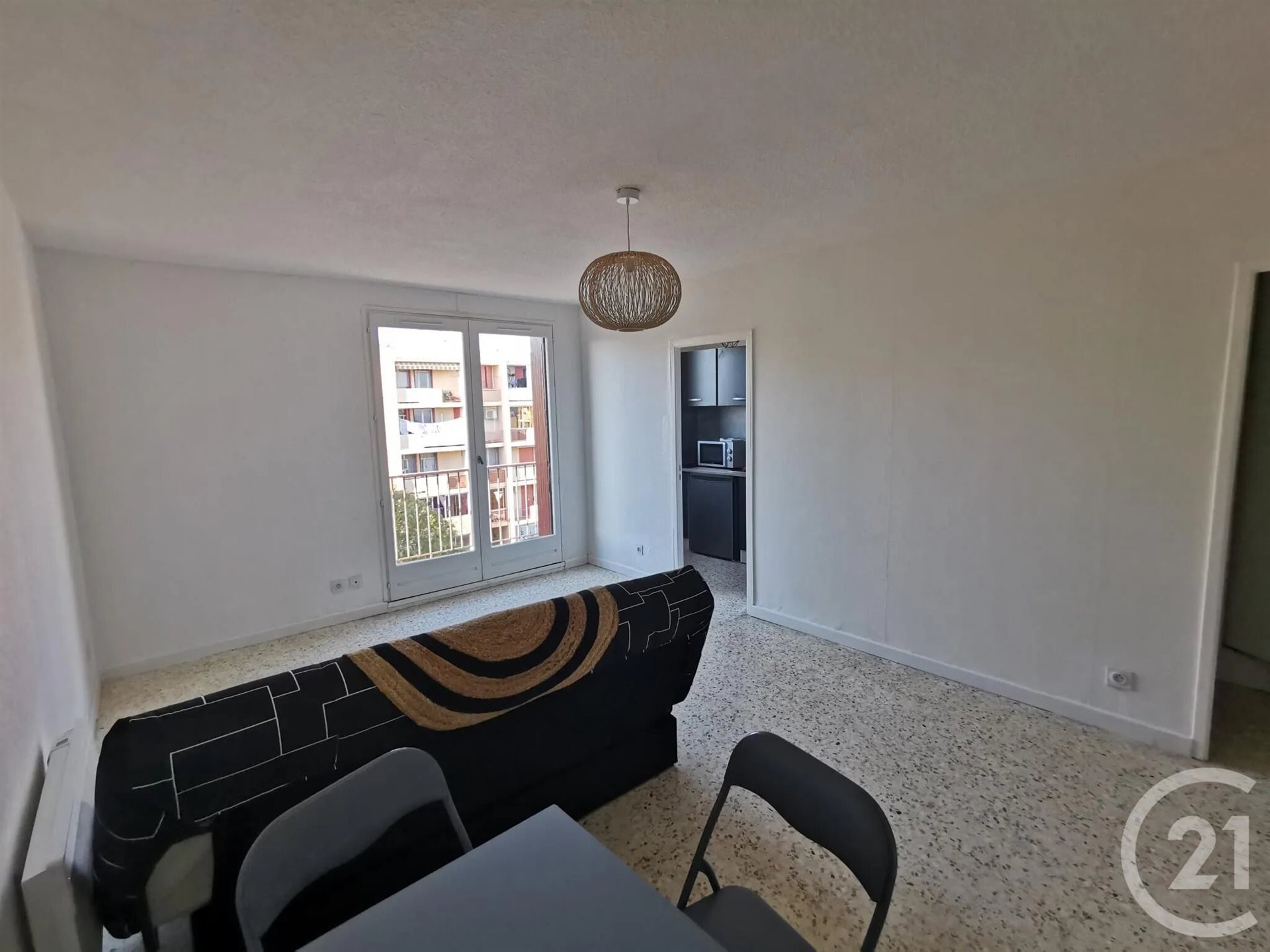 Appartement à louer, 26m², Nîmes