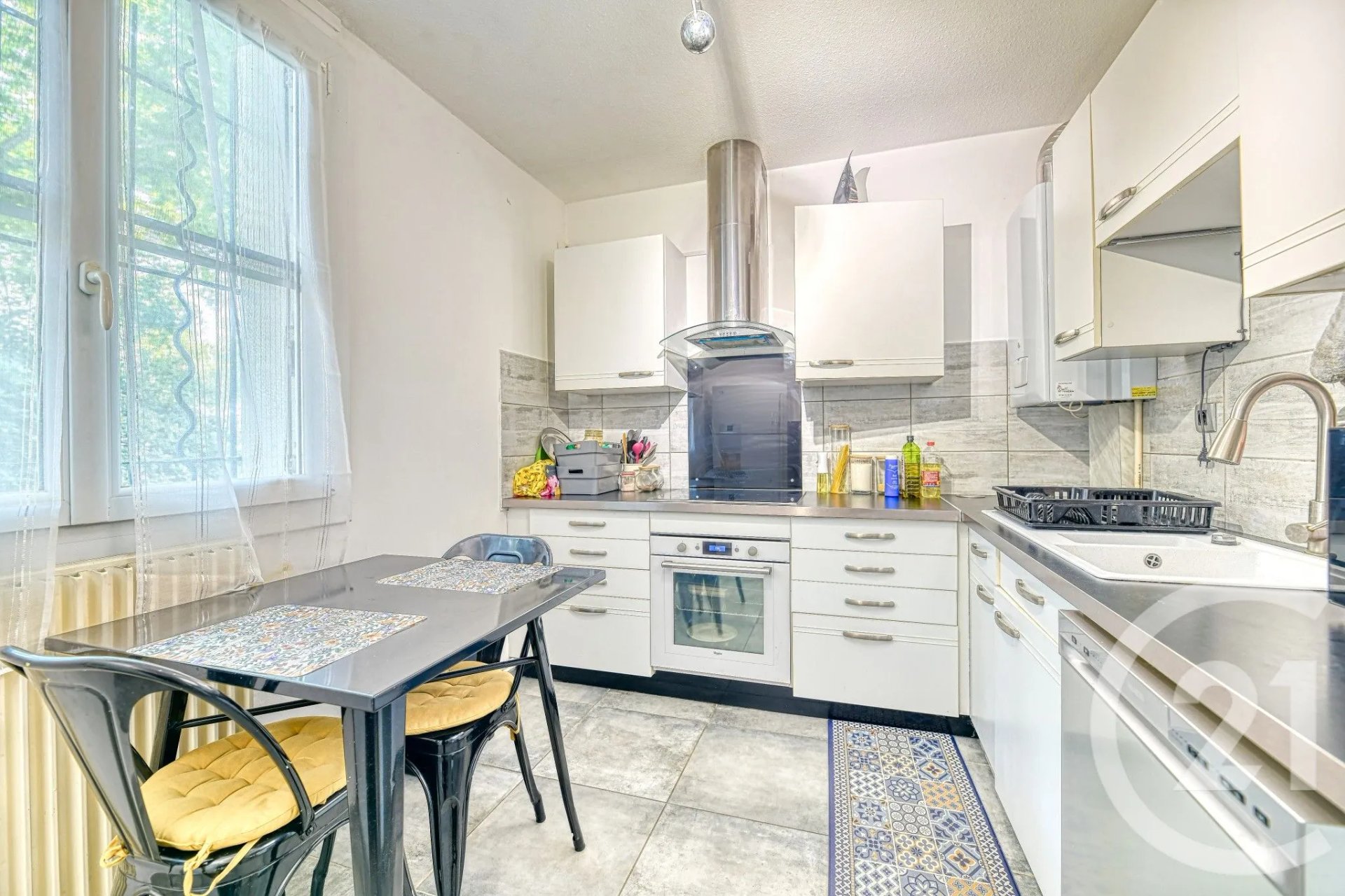 Appartement à louer, 81m², Nîmes
