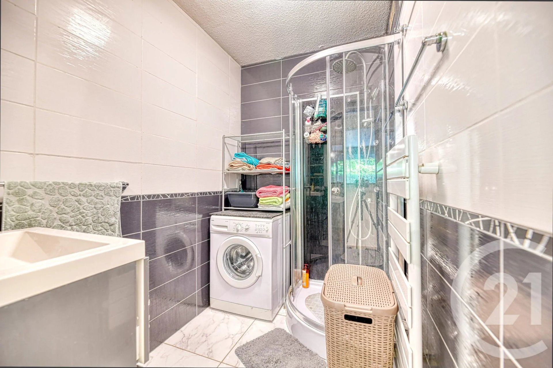 Appartement à louer, 81m², Nîmes