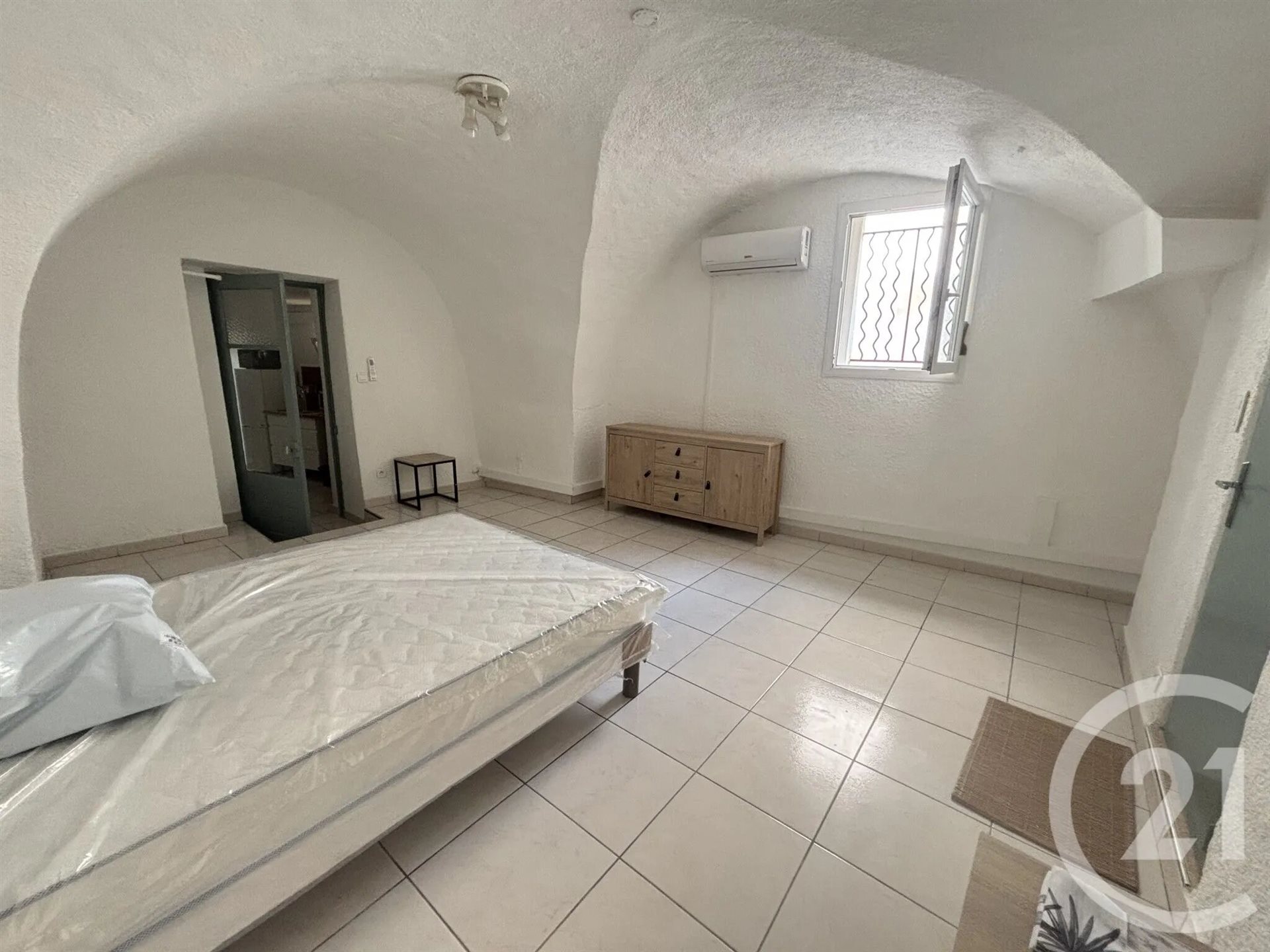 Appartement à louer, 37m², Nîmes