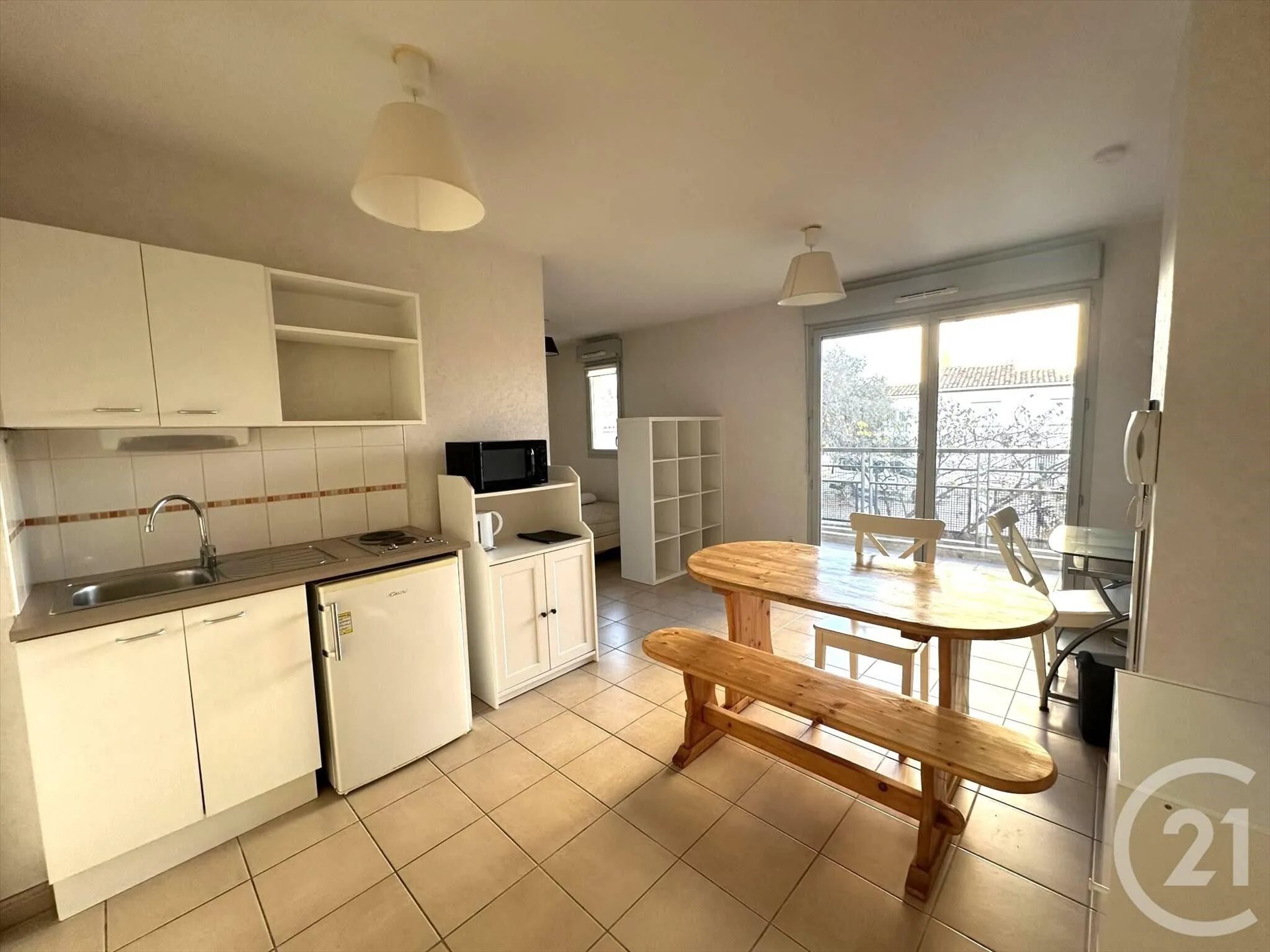 Appartement à louer, 28m², Nîmes