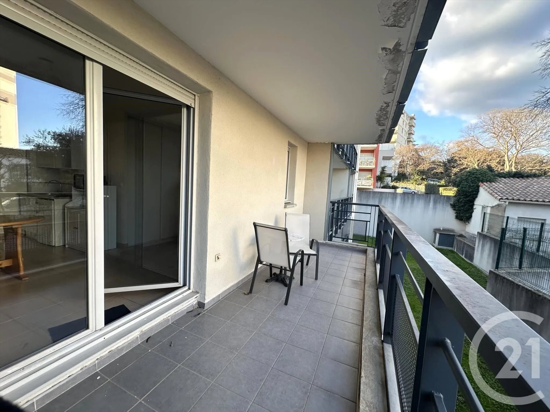 Appartement à louer, 28m², Nîmes