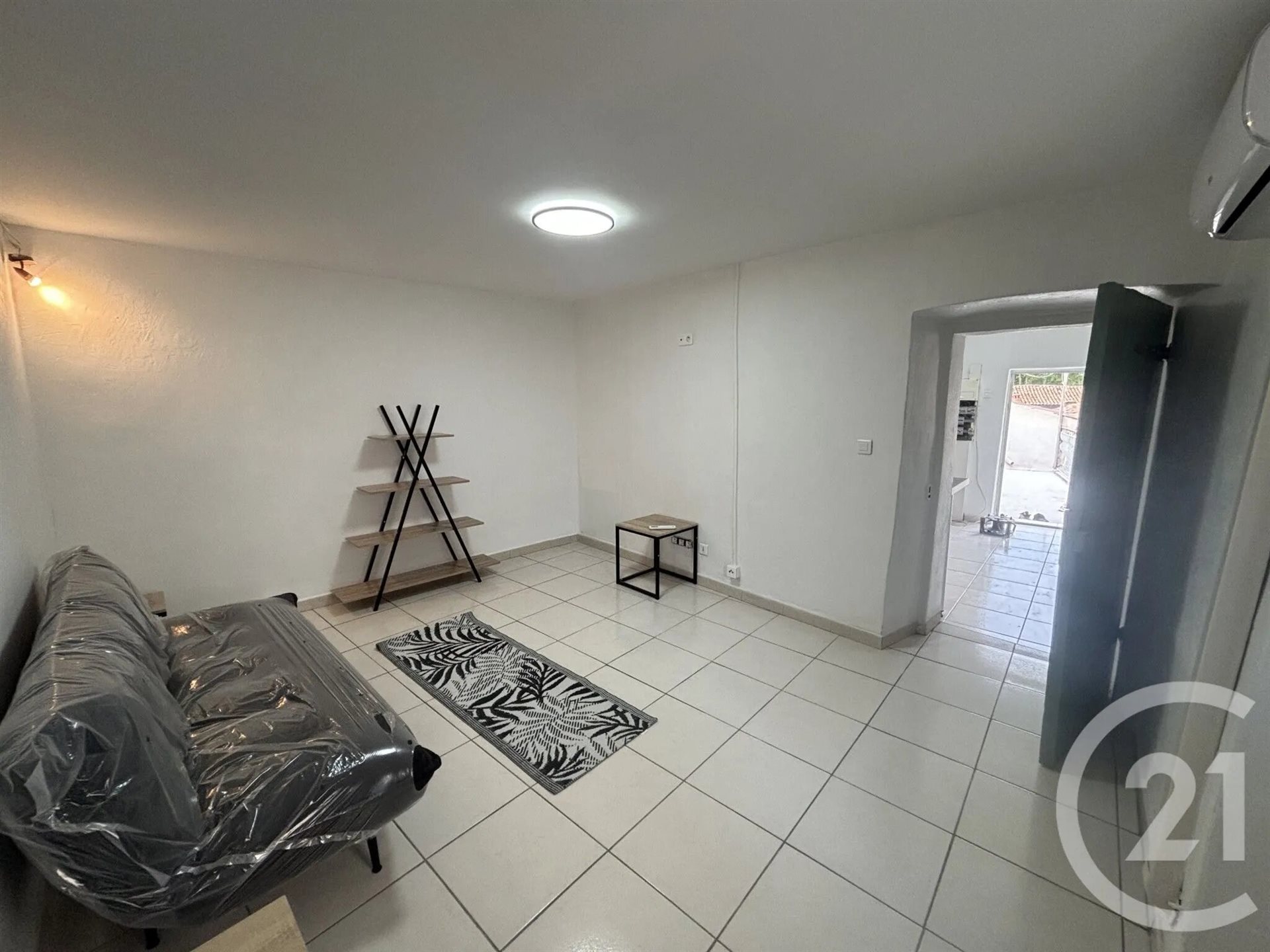 Appartement à louer, 39m², Nîmes