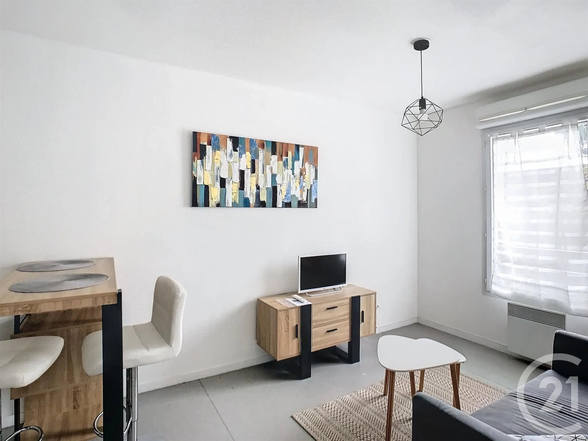 Appartement à louer, 29m², Nîmes