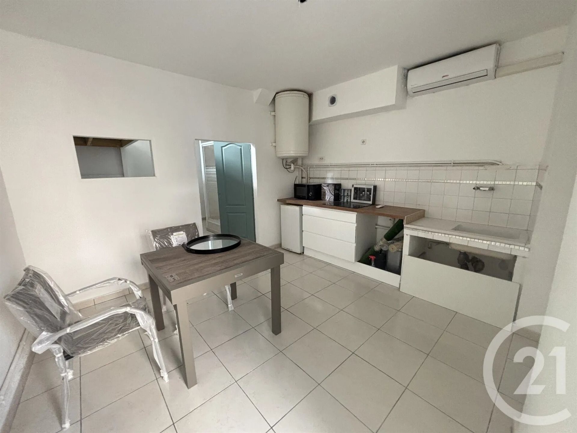 Appartement à louer, 25m², Nîmes