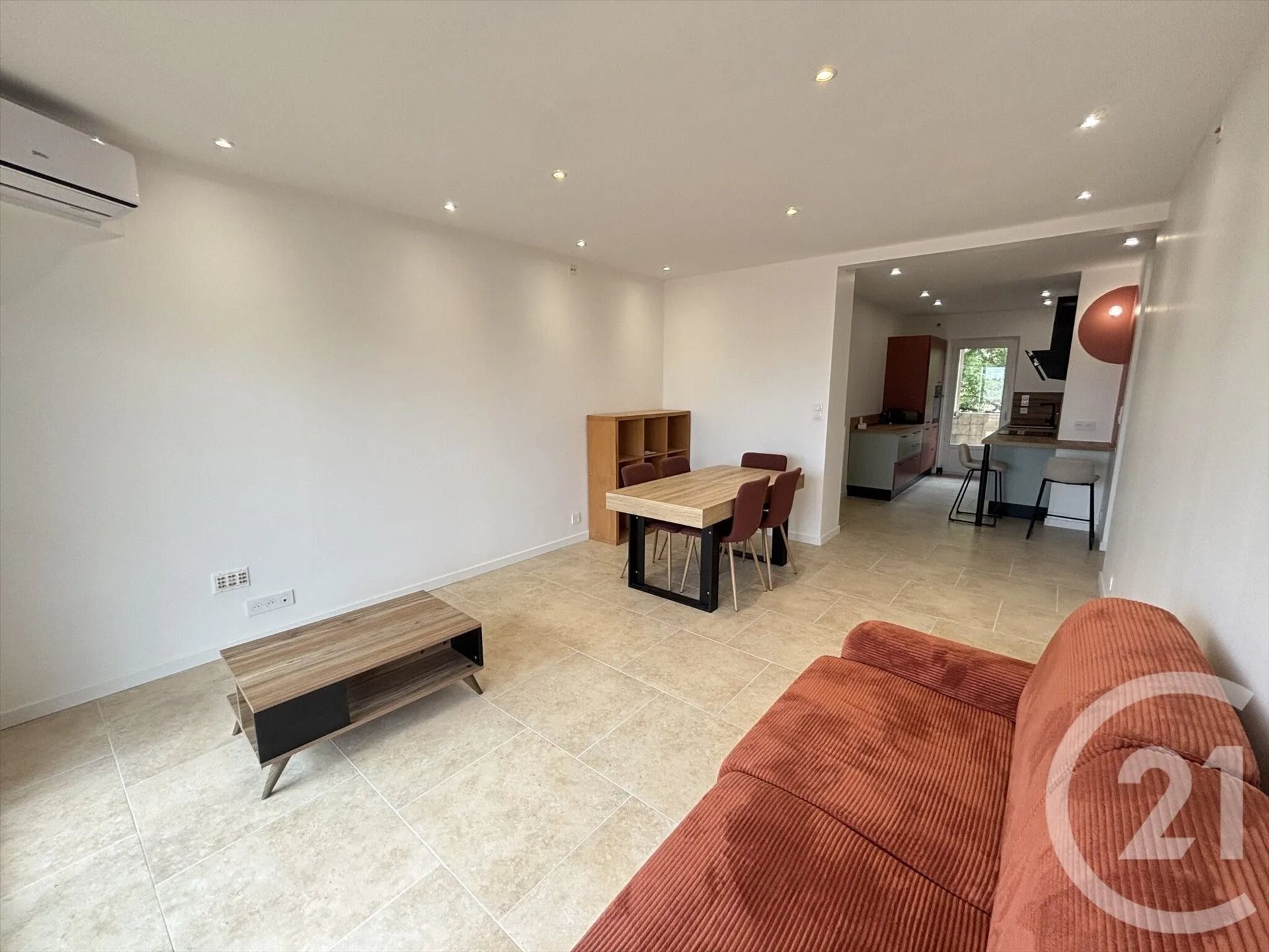 Appartement à louer, 61m², Nîmes