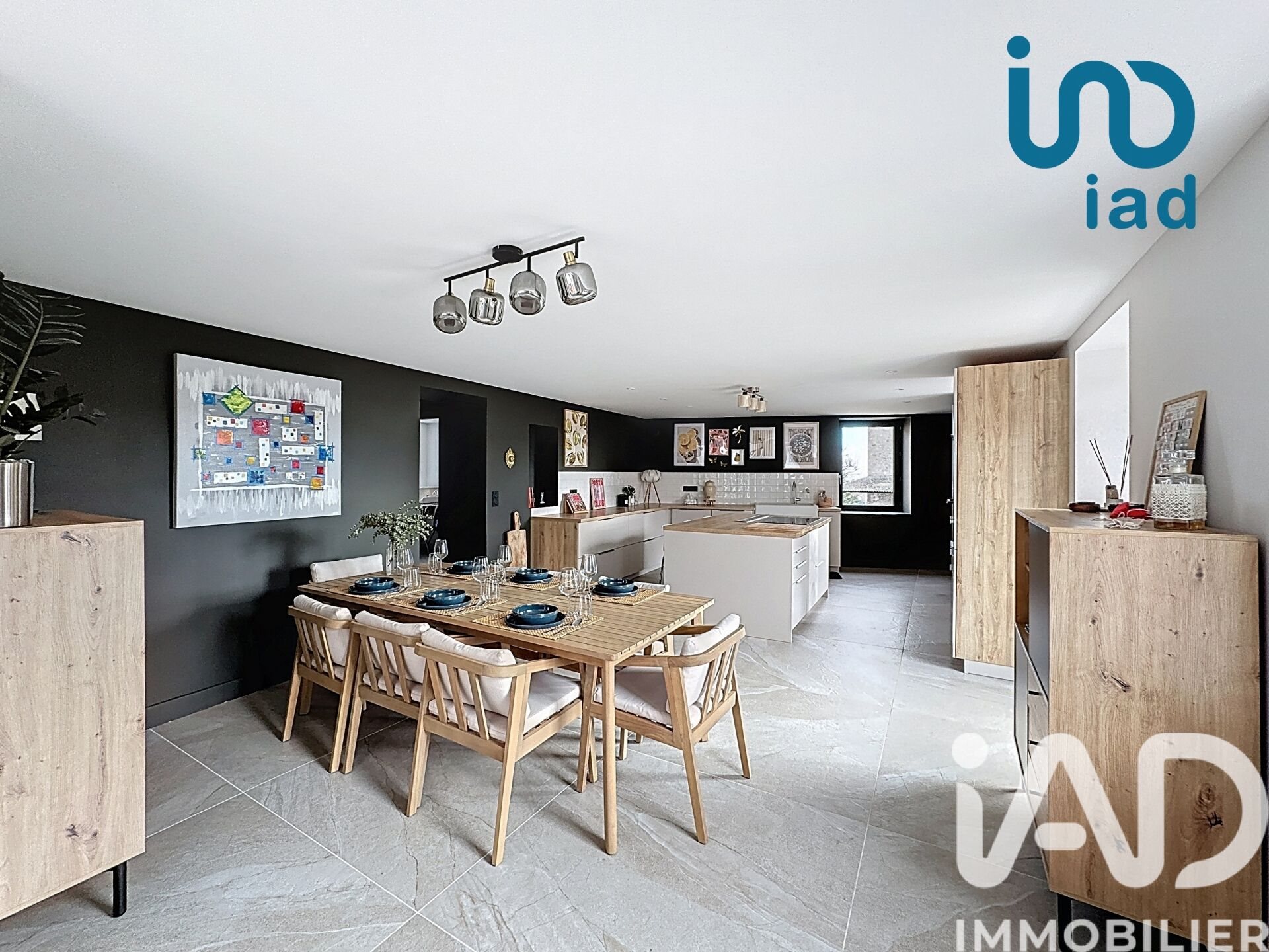 Maison à vendre, 195m², Maclas