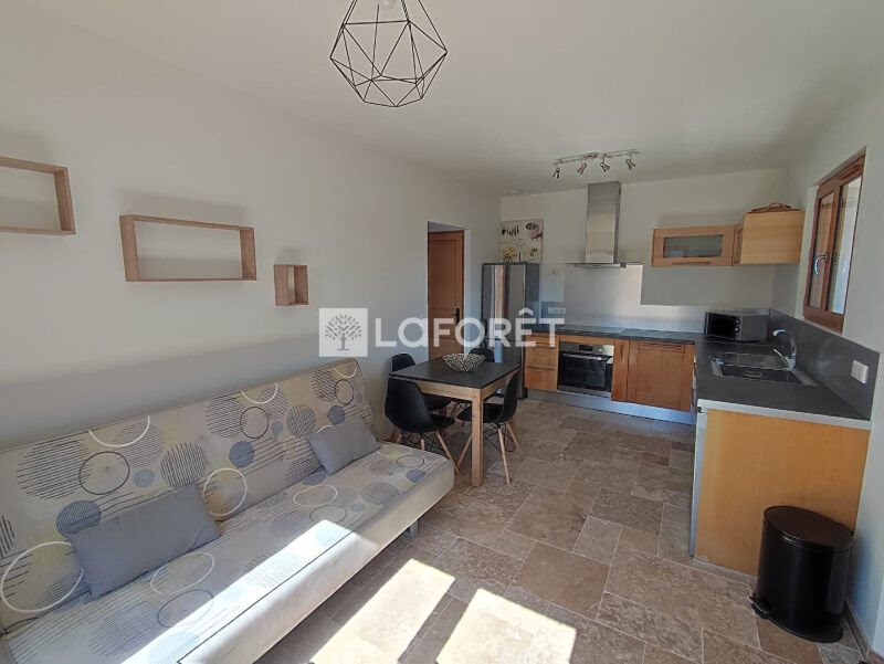 Appartement à louer, 32m², Tourrettes
