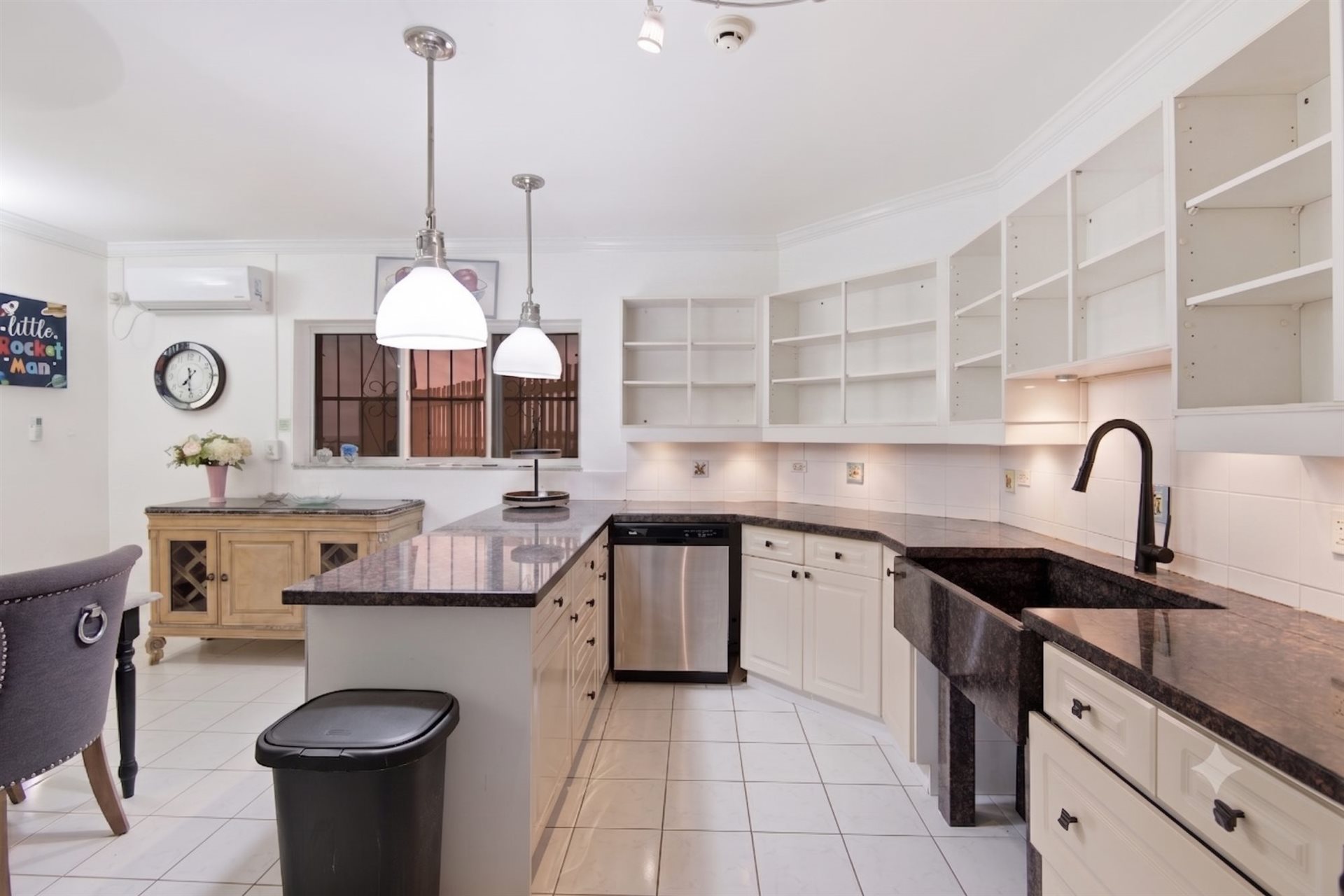 Appartement à louer, 300m², Paris 17ème