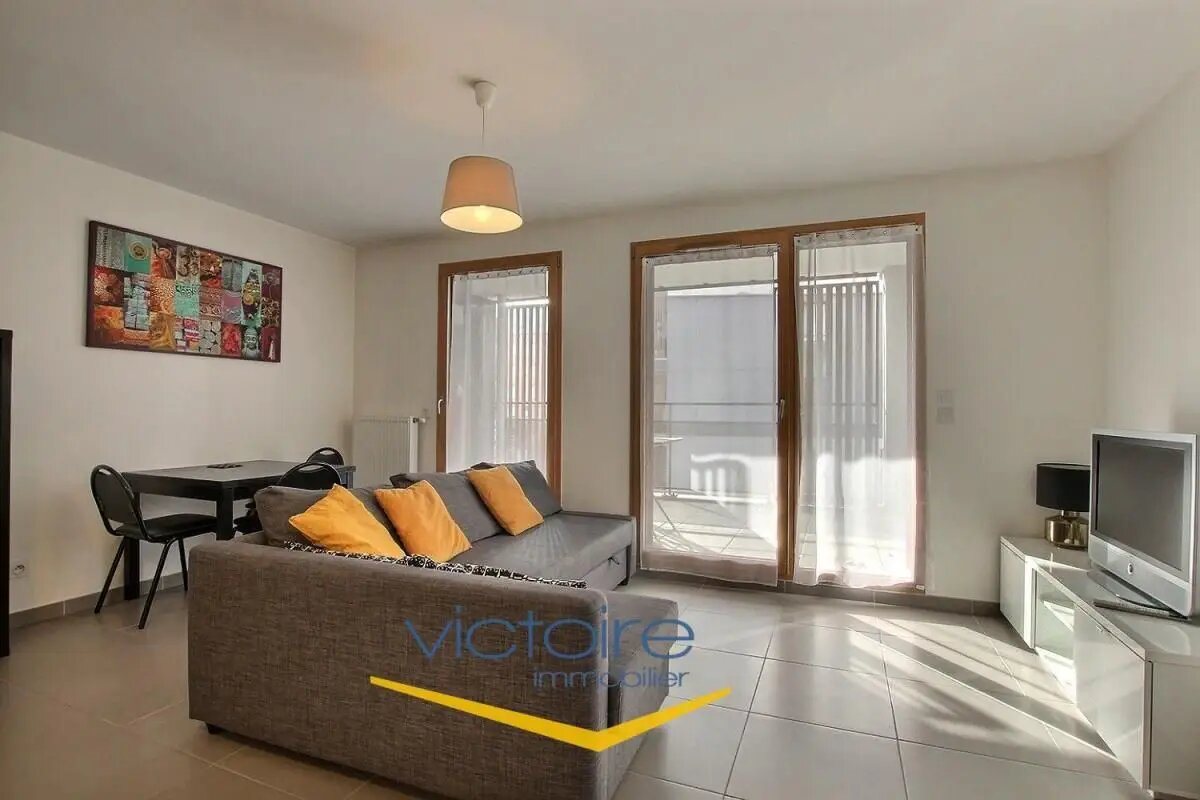 Appartement à louer, 45m², Lyon 8ème