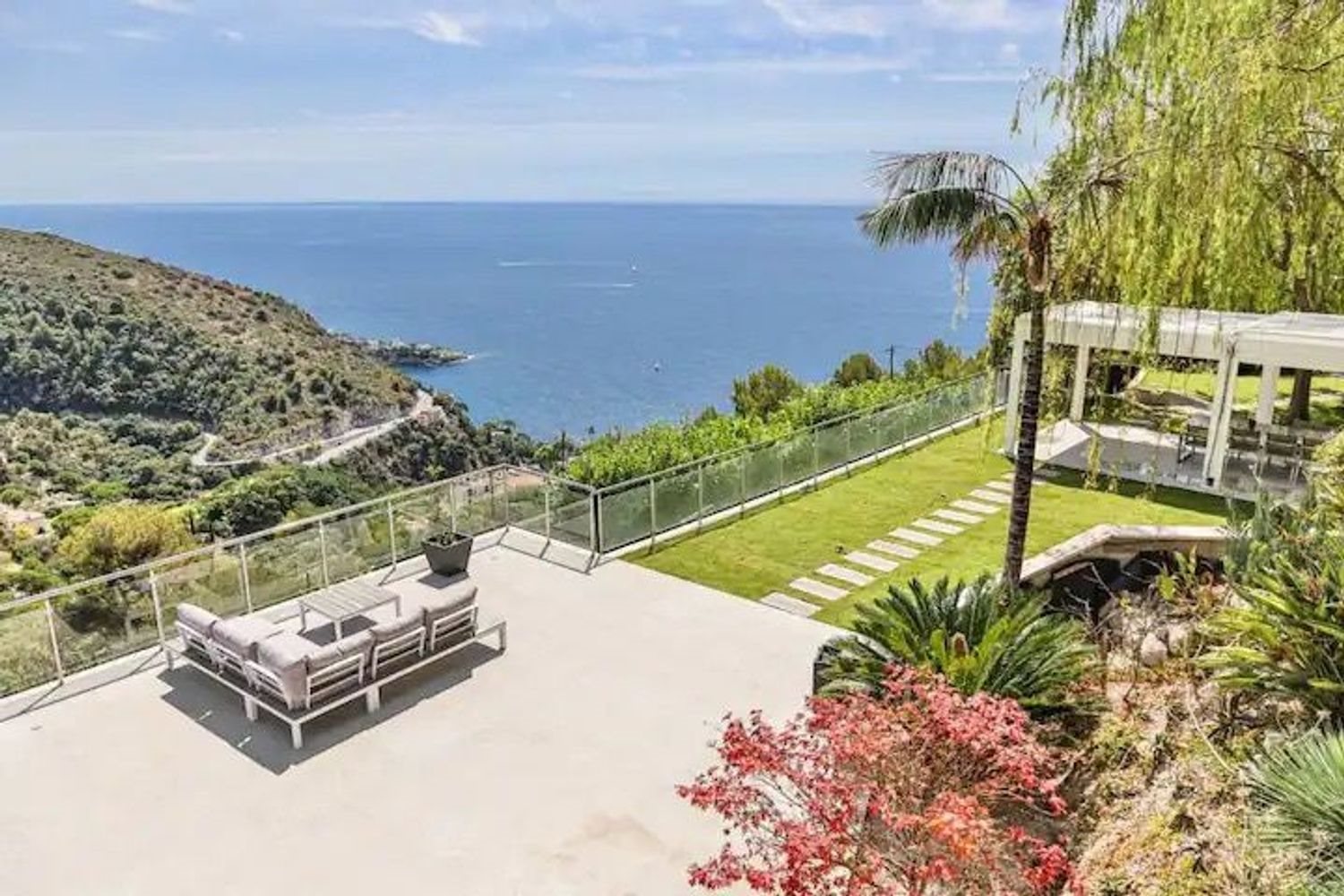 Maison à louer, 300m², Èze