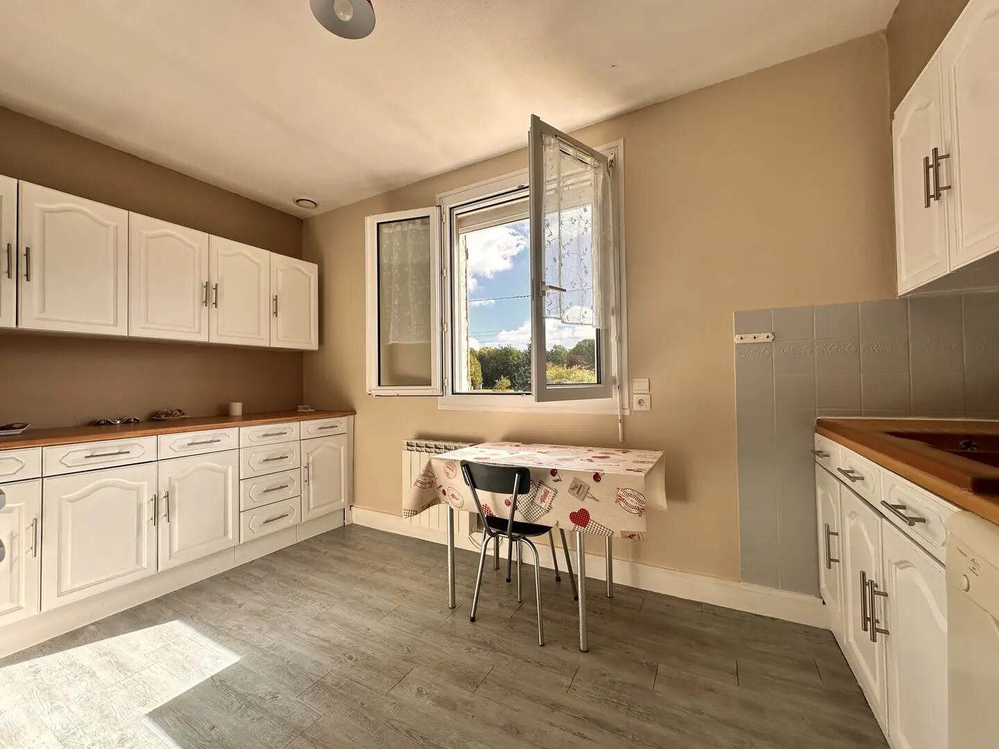 Maison à vendre, 84m², Tourneville