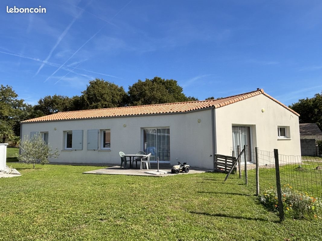 Maison à vendre, 125m², Saint-Georges-de-Pointindoux