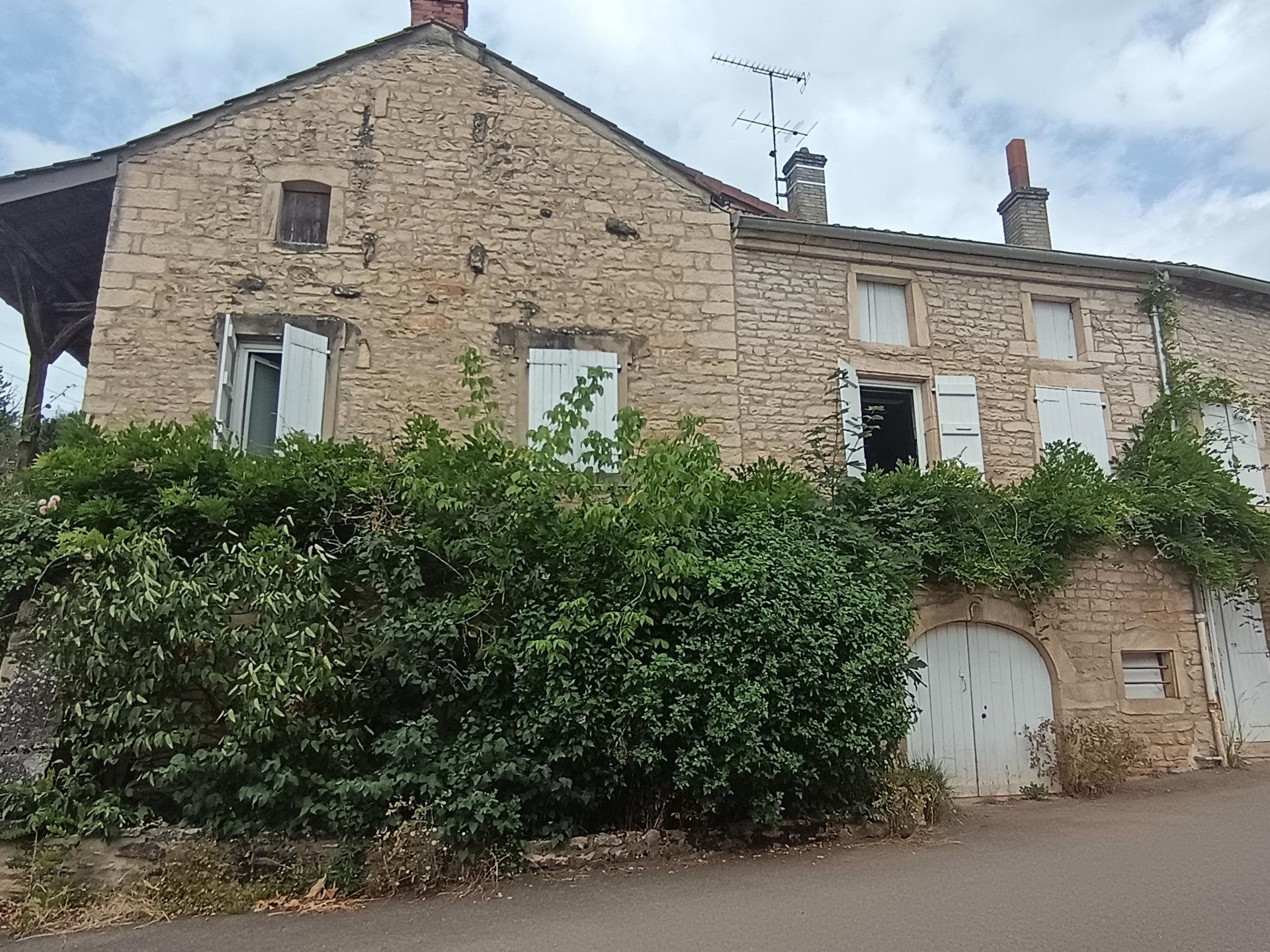 Maison à vendre, 137m², Lugny