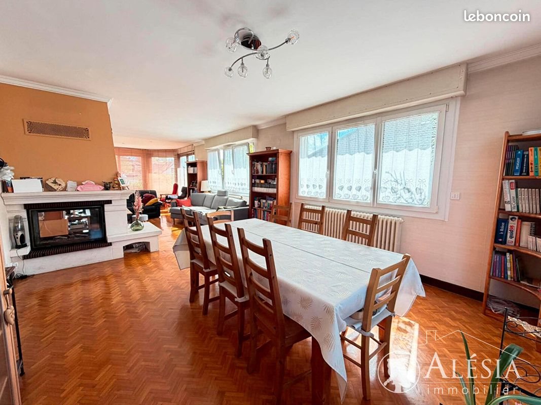 Maison à vendre, 136m², Saint-Memmie