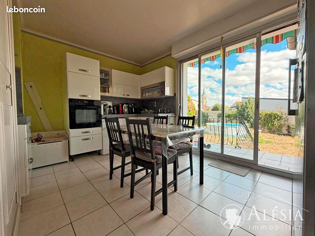 Maison à vendre, 136m², Saint-Memmie