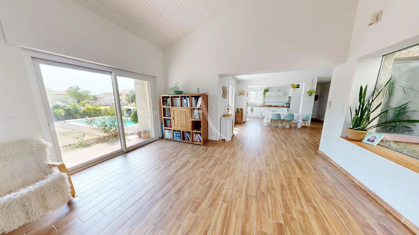 Maison à vendre, 224m², Vinassan