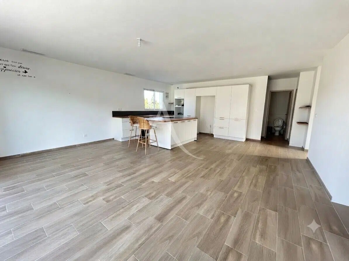 Maison à louer, 87m², Ornaisons