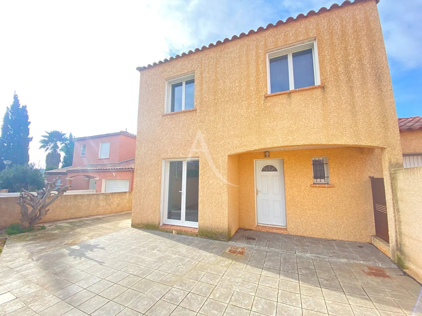 Maison à louer, 94m², Sigean