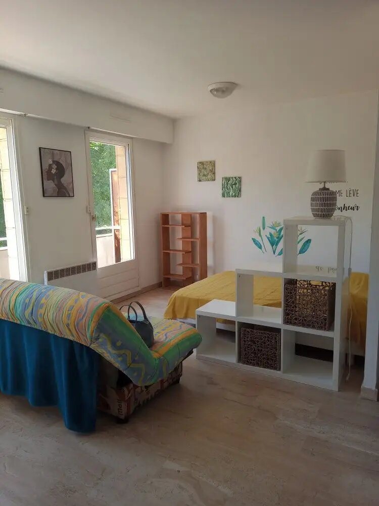 Appartement à louer, 30m², Nîmes