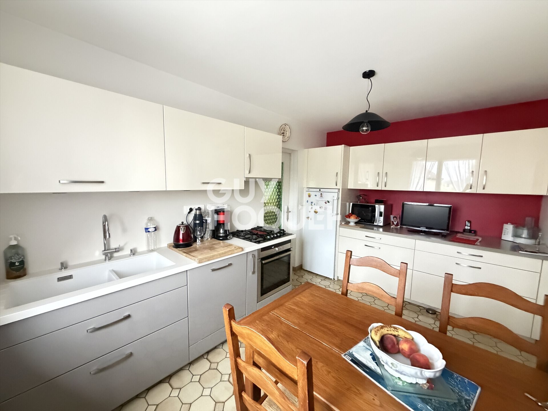 Maison à vendre, 202m², La Chapelle-Saint-Ursin