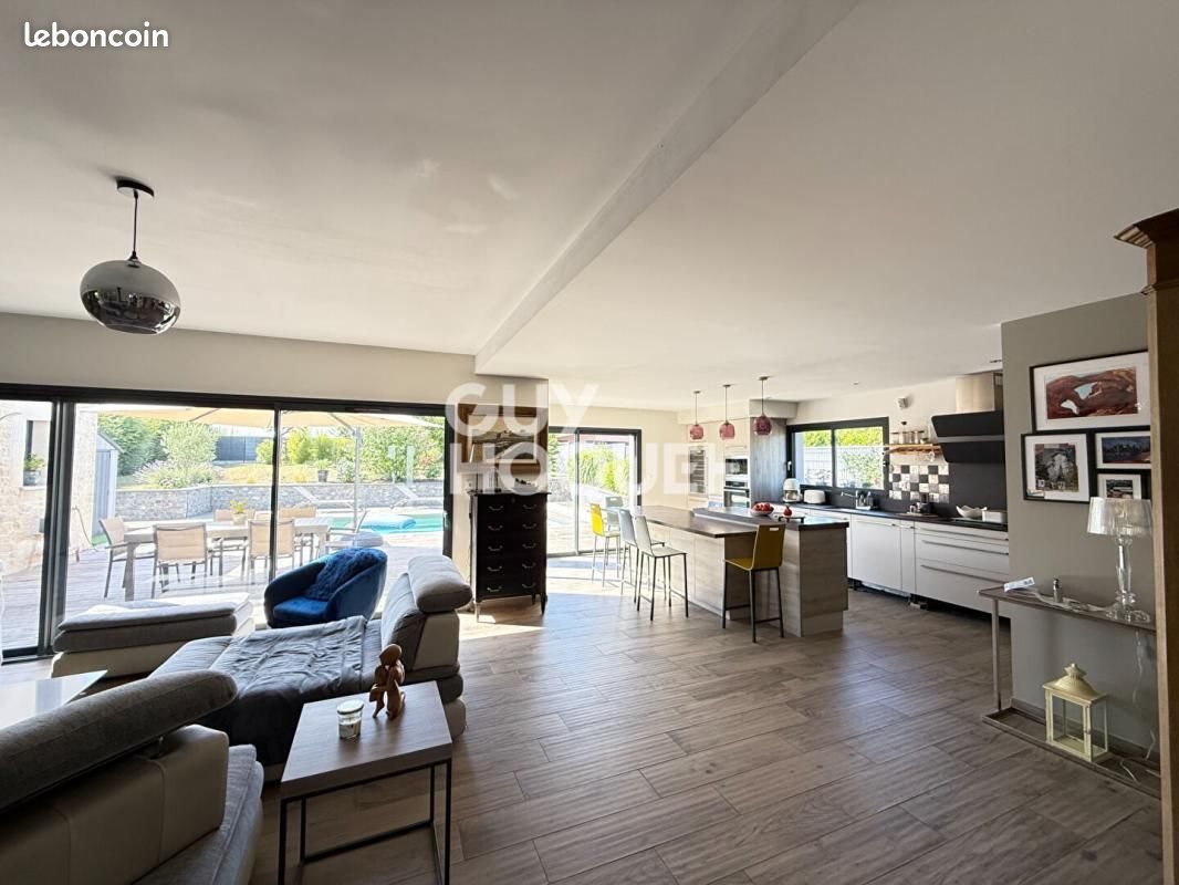 Maison à vendre, 154m², Bourges