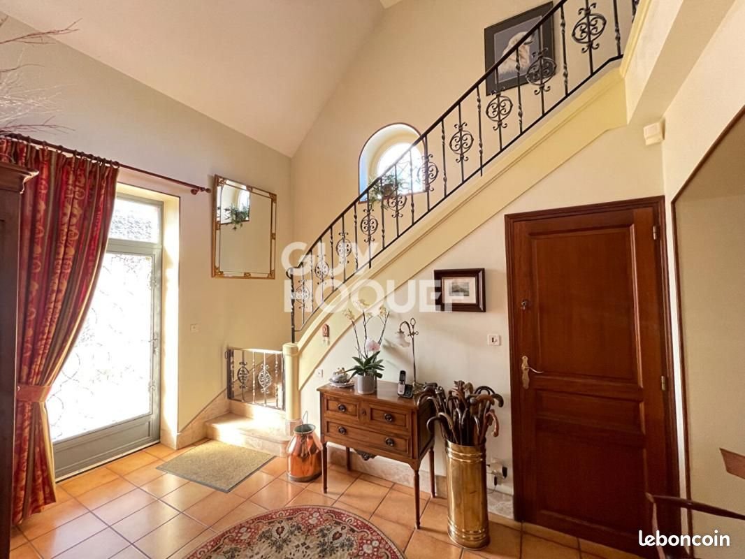 Maison à vendre, 197m², Bourges
