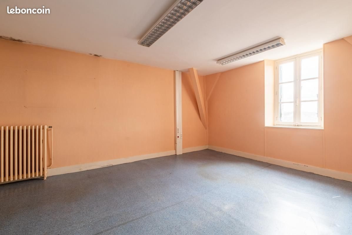 Maison à vendre, 527m², La Souterraine
