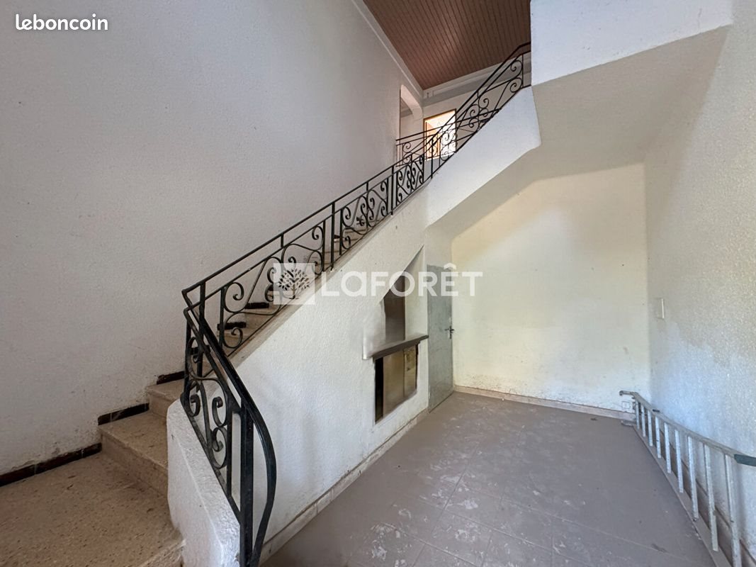 Appartement à vendre, 880m², Brignoles