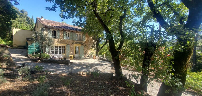 Maison à vendre, 260m², Tourves