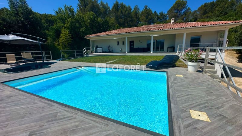 Maison à vendre, 140m², Cuges-les-Pins