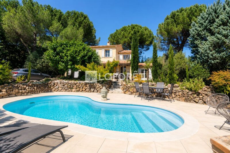 Maison à vendre, 150m², Saint-Maximin-la-Sainte-Baume
