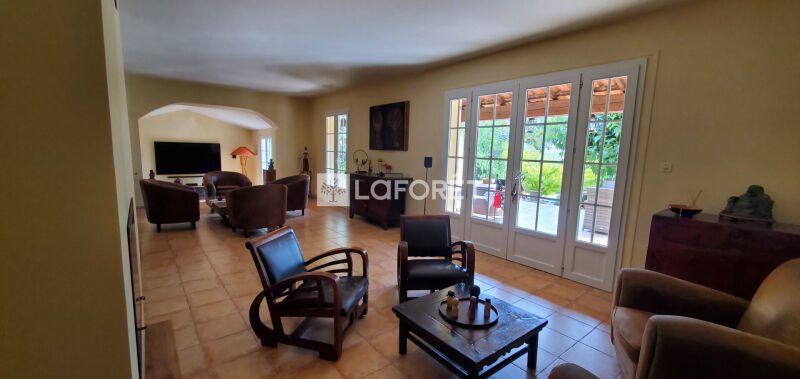Maison à vendre, 150m², Saint-Maximin-la-Sainte-Baume