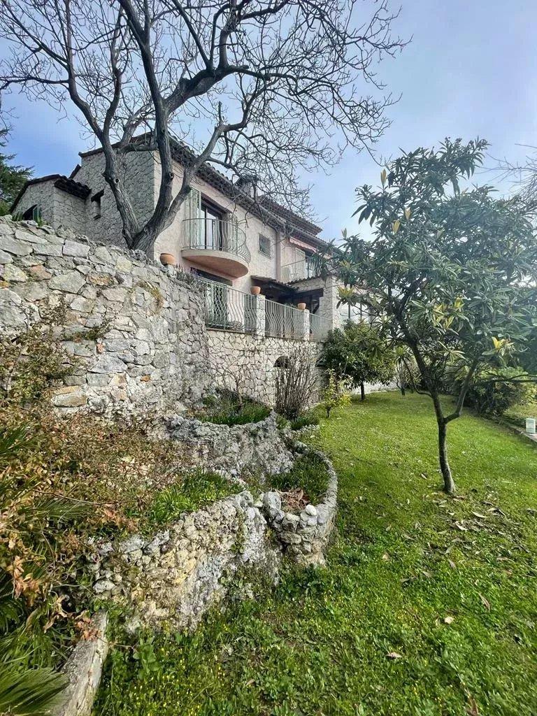 Maison à vendre, 300m², Tourrettes-sur-Loup