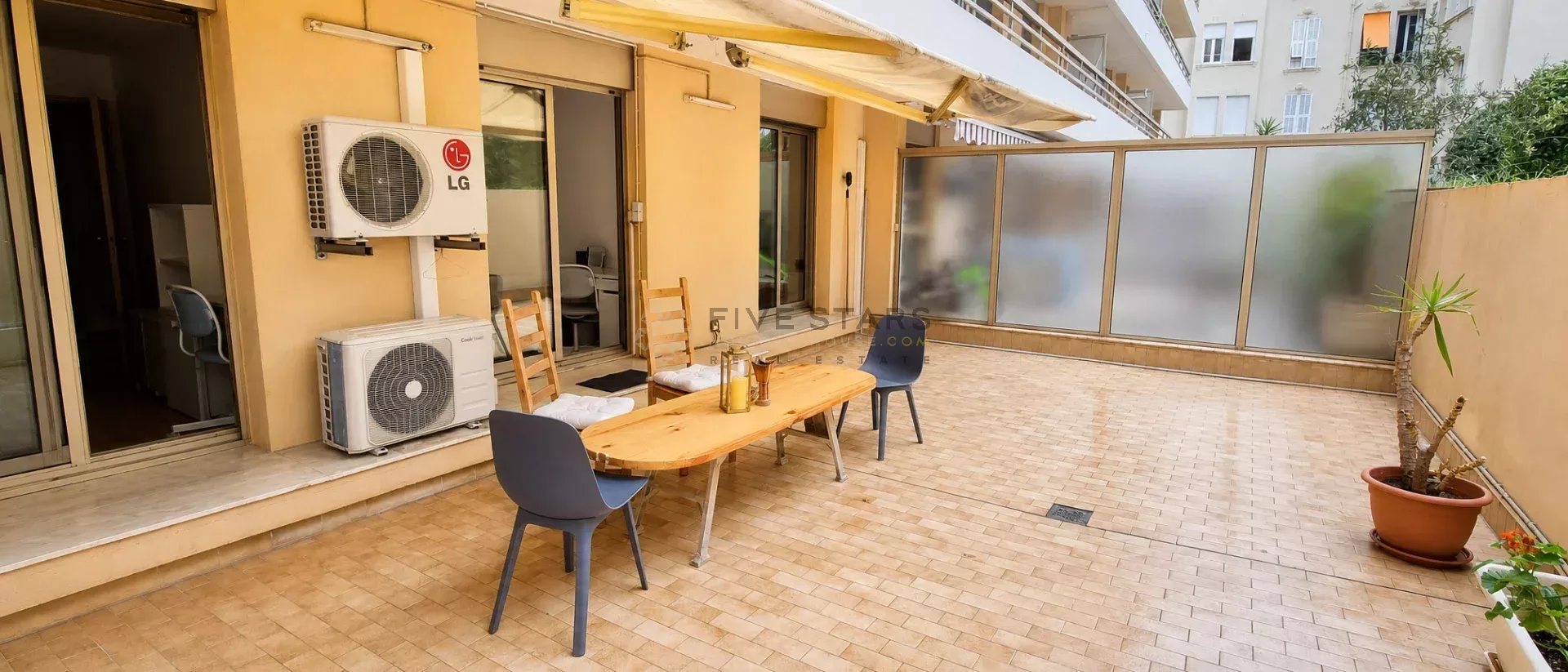 Nice - Rare in Gambetta – Spacious 4-Room Apartment with 40 m² Terrace Steps from the Sea - Mehr