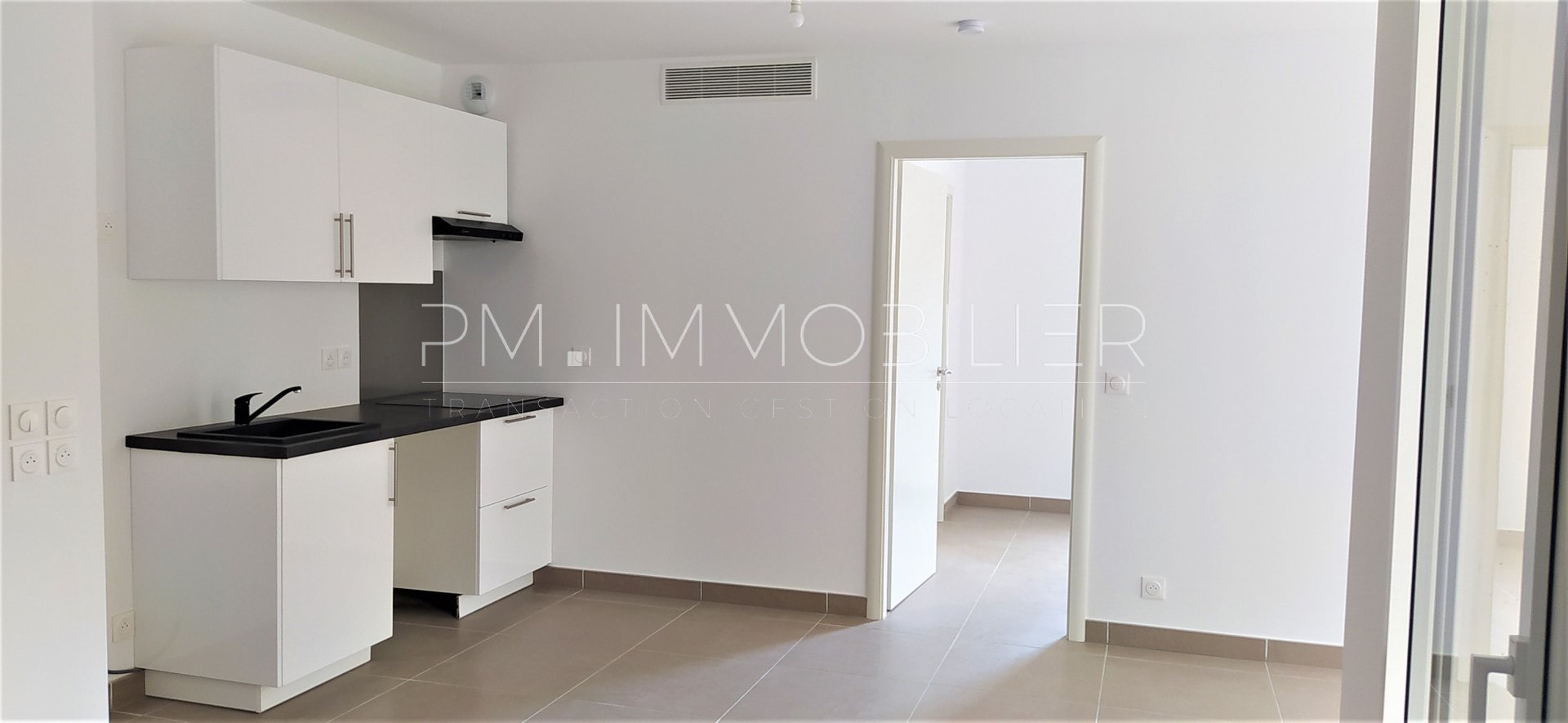 Appartement à louer, 48m², Marseille 8ème