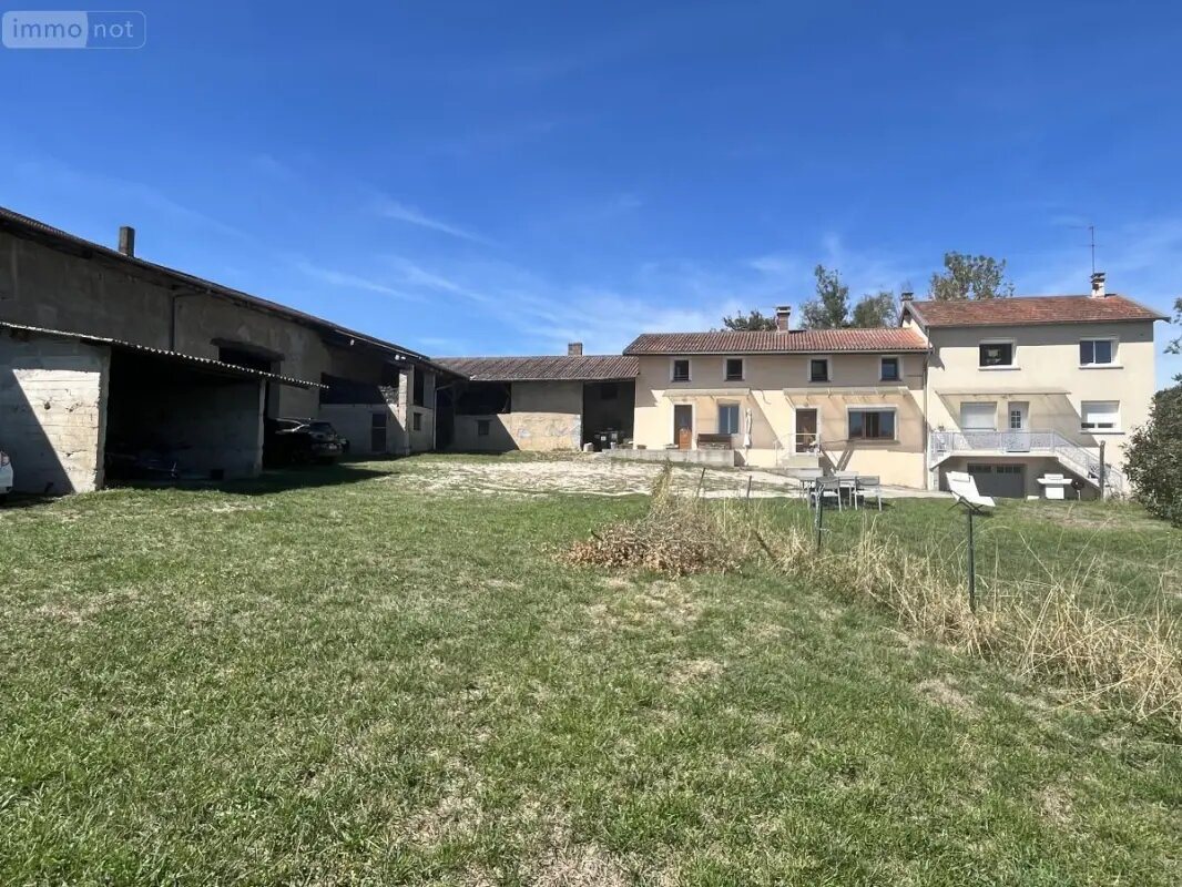 Maison à vendre, 229m², Villieu-Loyes-Mollon