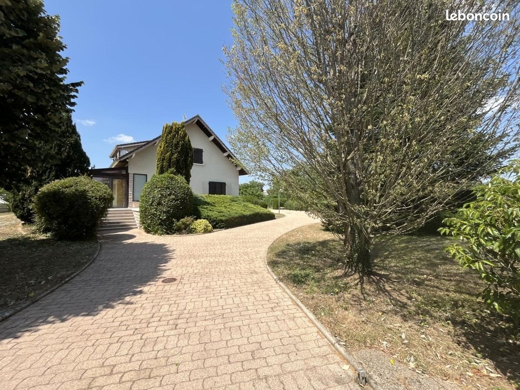Maison à vendre, 167m², Saint-Maurice-de-Gourdans