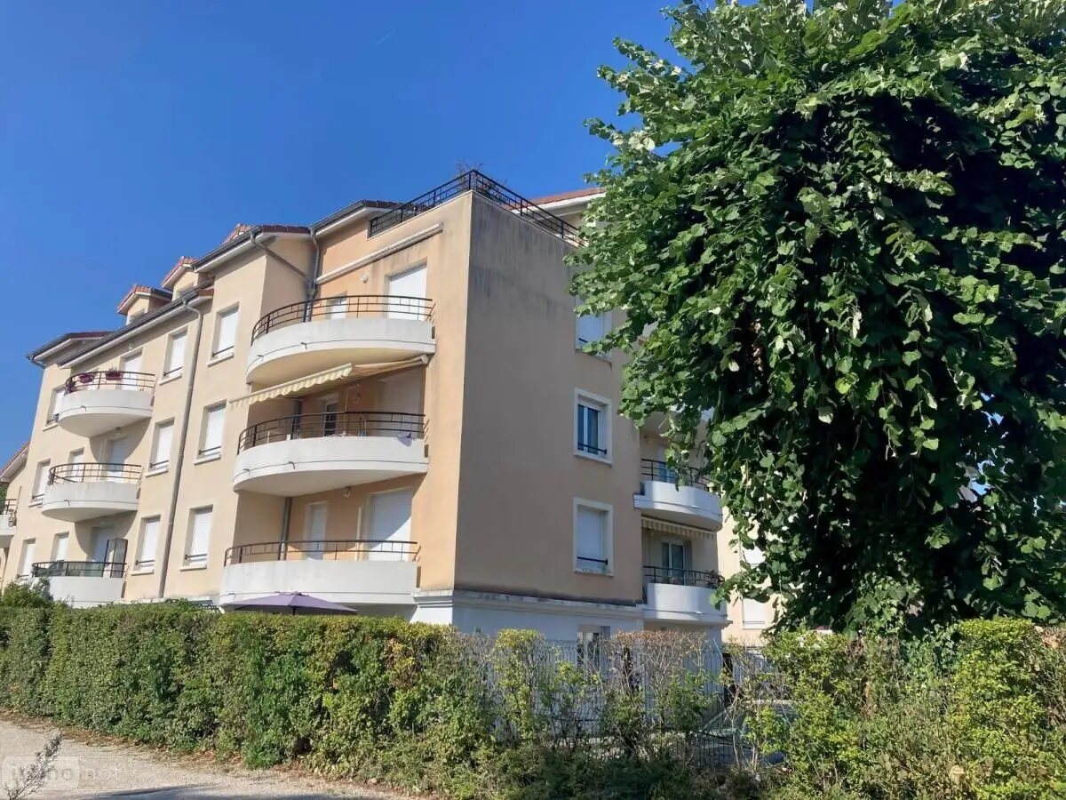 Appartement à louer, 76m², Meximieux