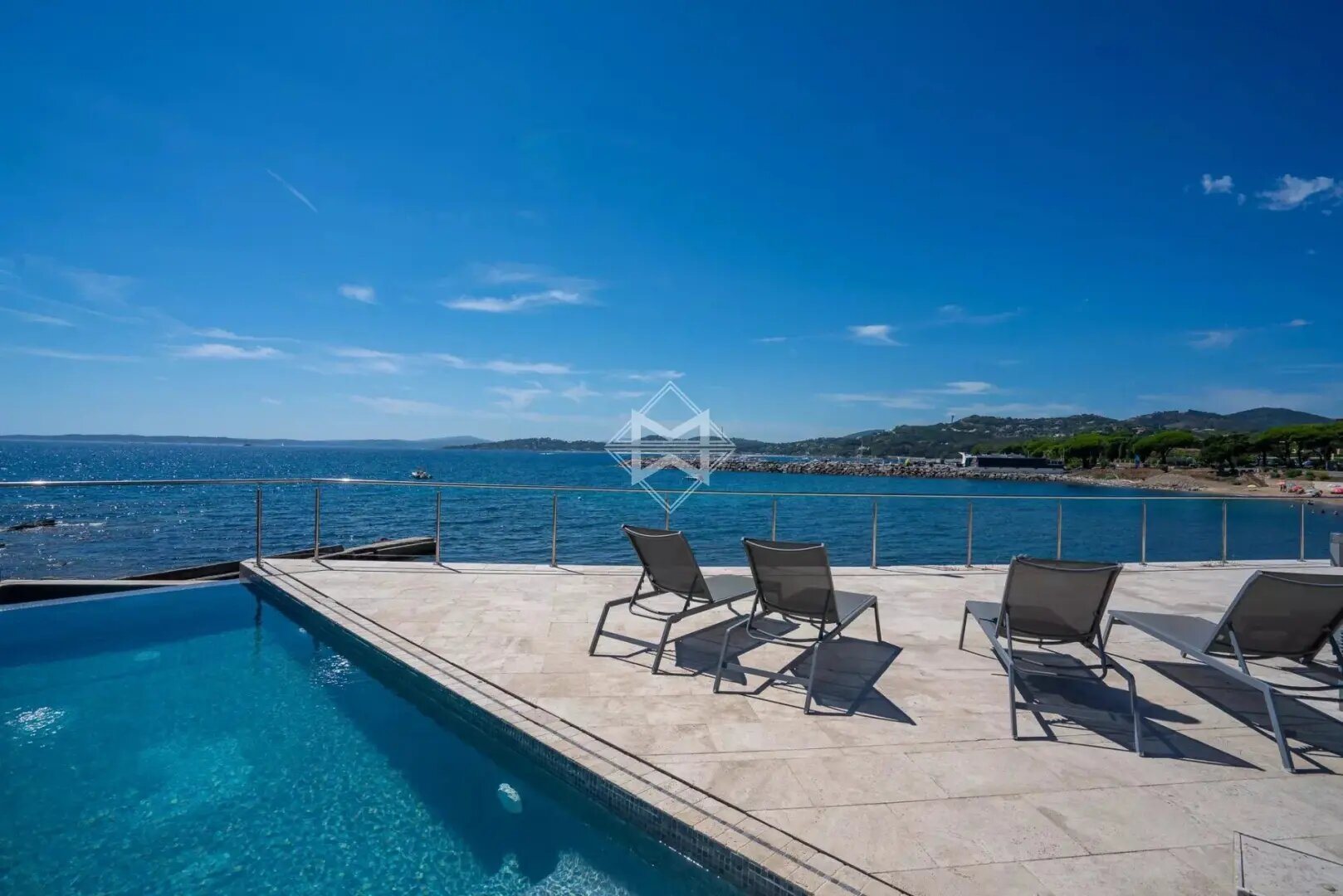 Maison à vendre, 142m², Roquebrune-sur-Argens