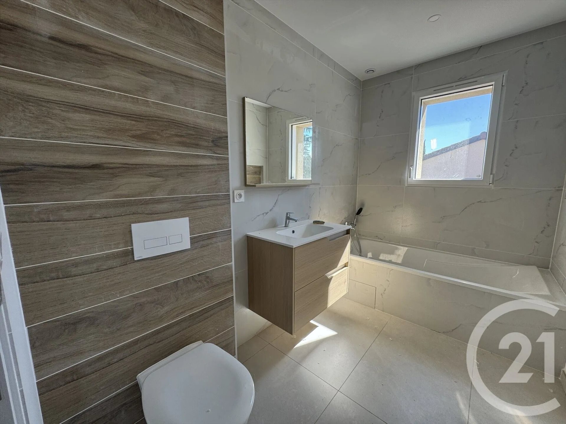 Maison à louer, 97m², Les Côtes-d'Arey